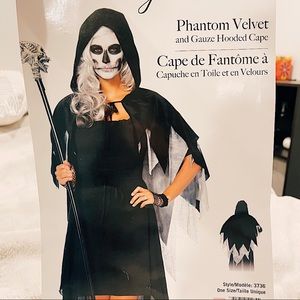❗️SOLD❗️Adult Halloween Costume Reaper Phantom cape